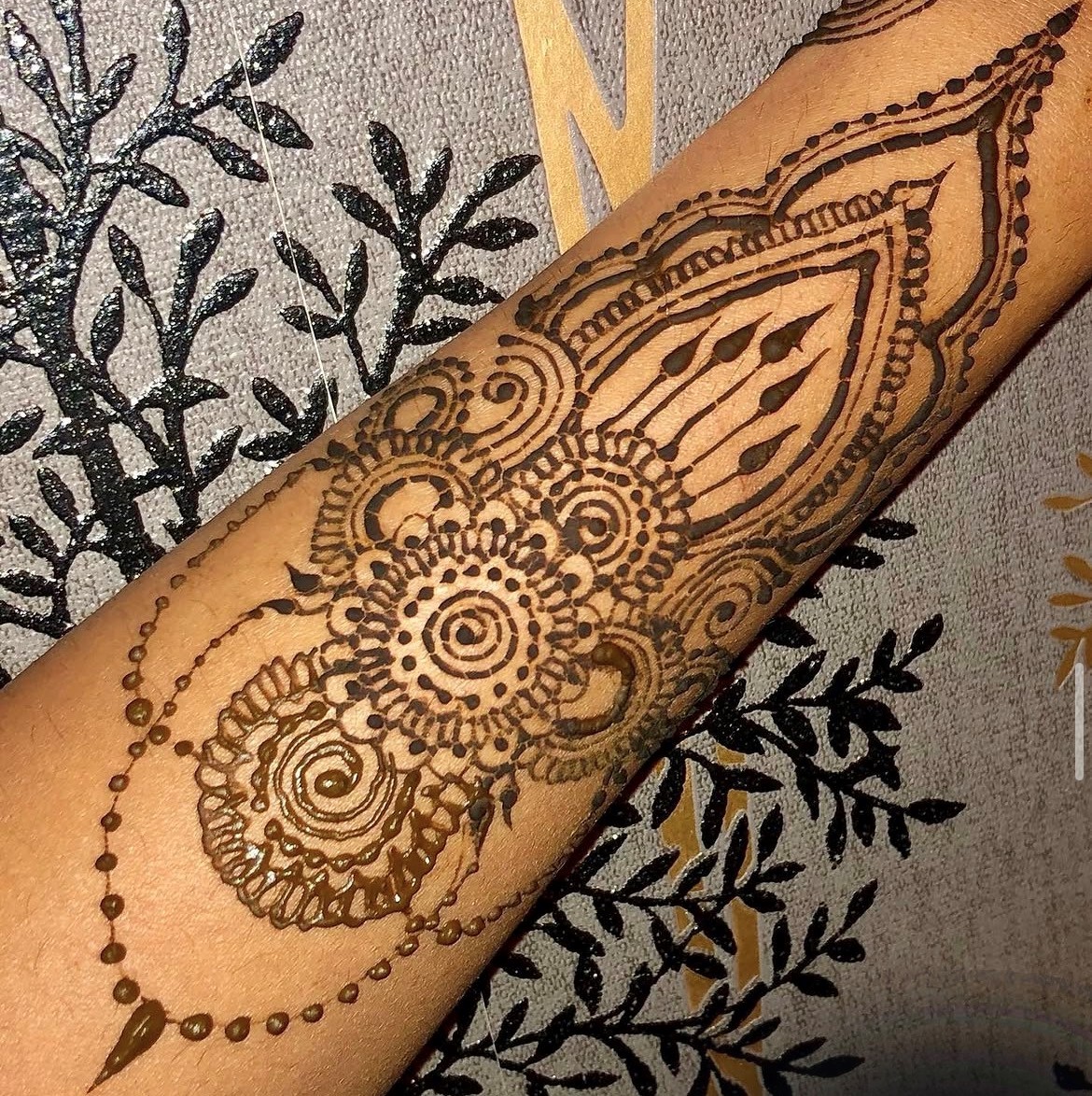 Wedding guest mehndi